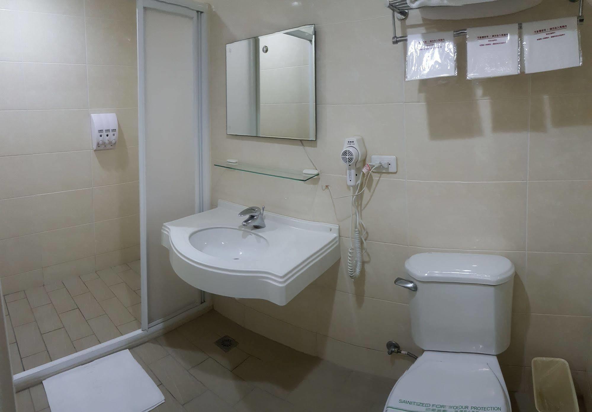 微旅時尚旅店 Hotel Douliu Exterior photo